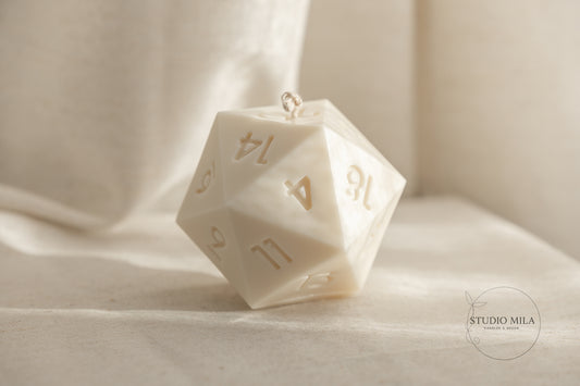 Würfel-Kerze aus Rapswachs