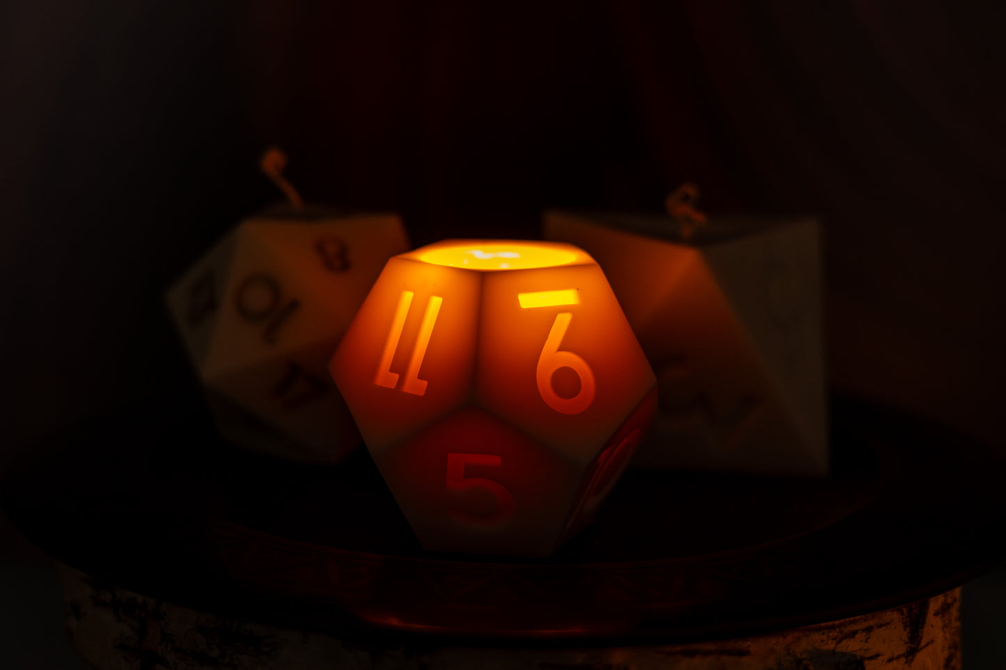 Würfel-Kerze aus Rapswachs